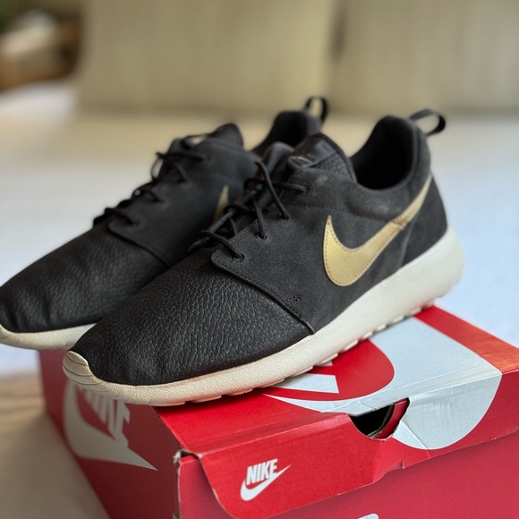 Nike Roshe Run Suede Velvet Brown - Men’s Size 14 (w/ Original Box) - Picture 1 of 6